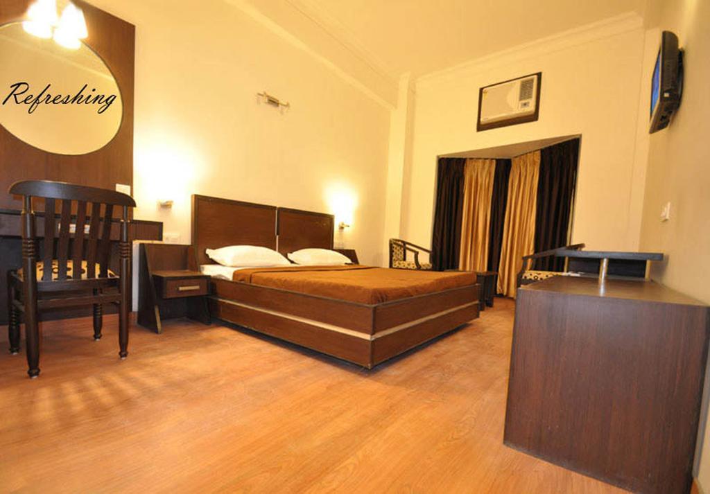 Hotel Hong Kong Inn Amritsar Zimmer foto